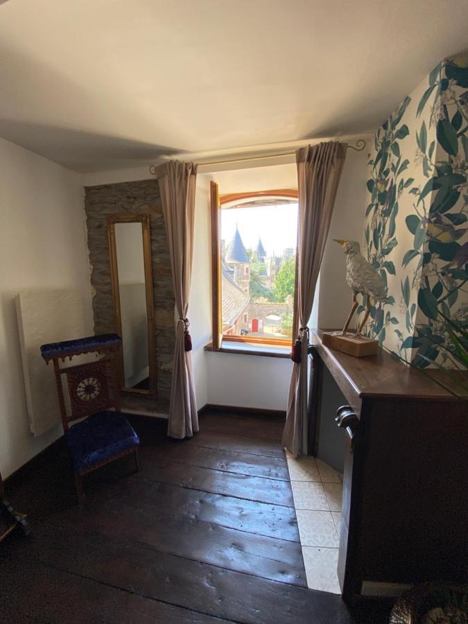 La Maison Du Paon- Josselin Aparthotel Екстериор снимка